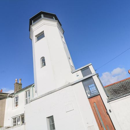 The Observatory Tower فالموث المظهر الخارجي الصورة